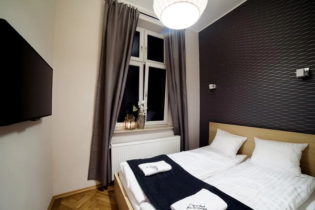 Cracow Rent Apartments - Spacious Apartments For 2-7 People In Quiet Area - Kolberga Street Nr 3 - 10 Min To Main Square By Foot Kraków Polska