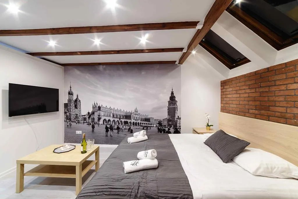 Hotel apartamentowy Cracow Rent Apartments - Spacious Apartments For 2-7 People In Quiet Area - Kolberga Street Nr 3 - 10 Min To Main Square By Foot Kraków Polska