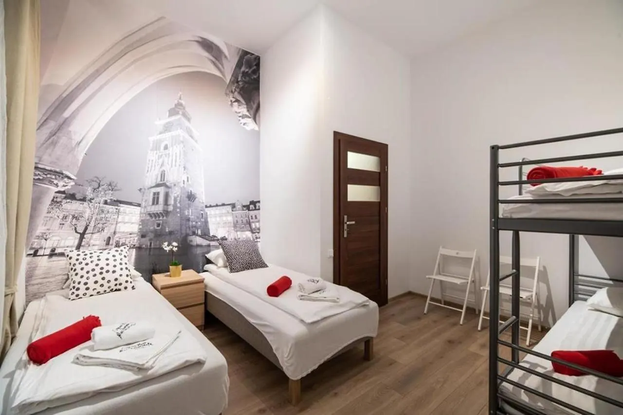 Cracow Rent Apartments - Spacious Apartments For 2-7 People In Quiet Area - Kolberga Street Nr 3 - 10 Min To Main Square By Foot Krakov 0*,