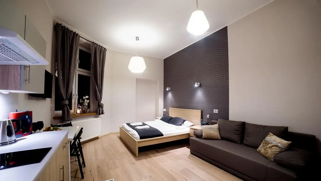 Cracow Rent Apartments: Spacious Stays Near Main Square Krakow 0*,  Poland